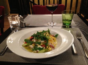 Fettuccine con Branzino e Asparagi