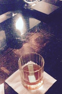 Sazerac y la balanza